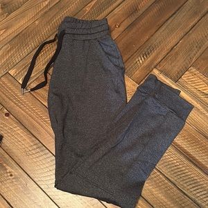 Buffbunny charcoal gray joggers. Size small.